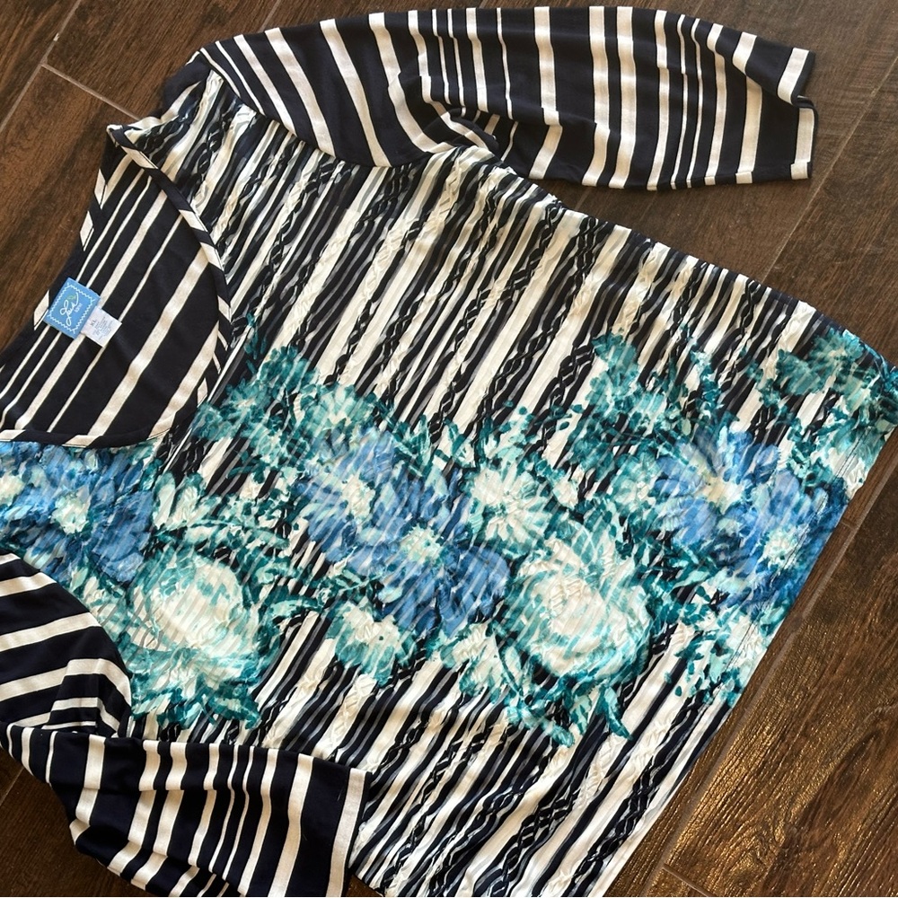 Lara Lane XL 3/4 Sleeves Blouse